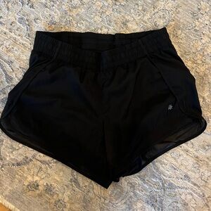 Athleta mesh racer 4” lined short